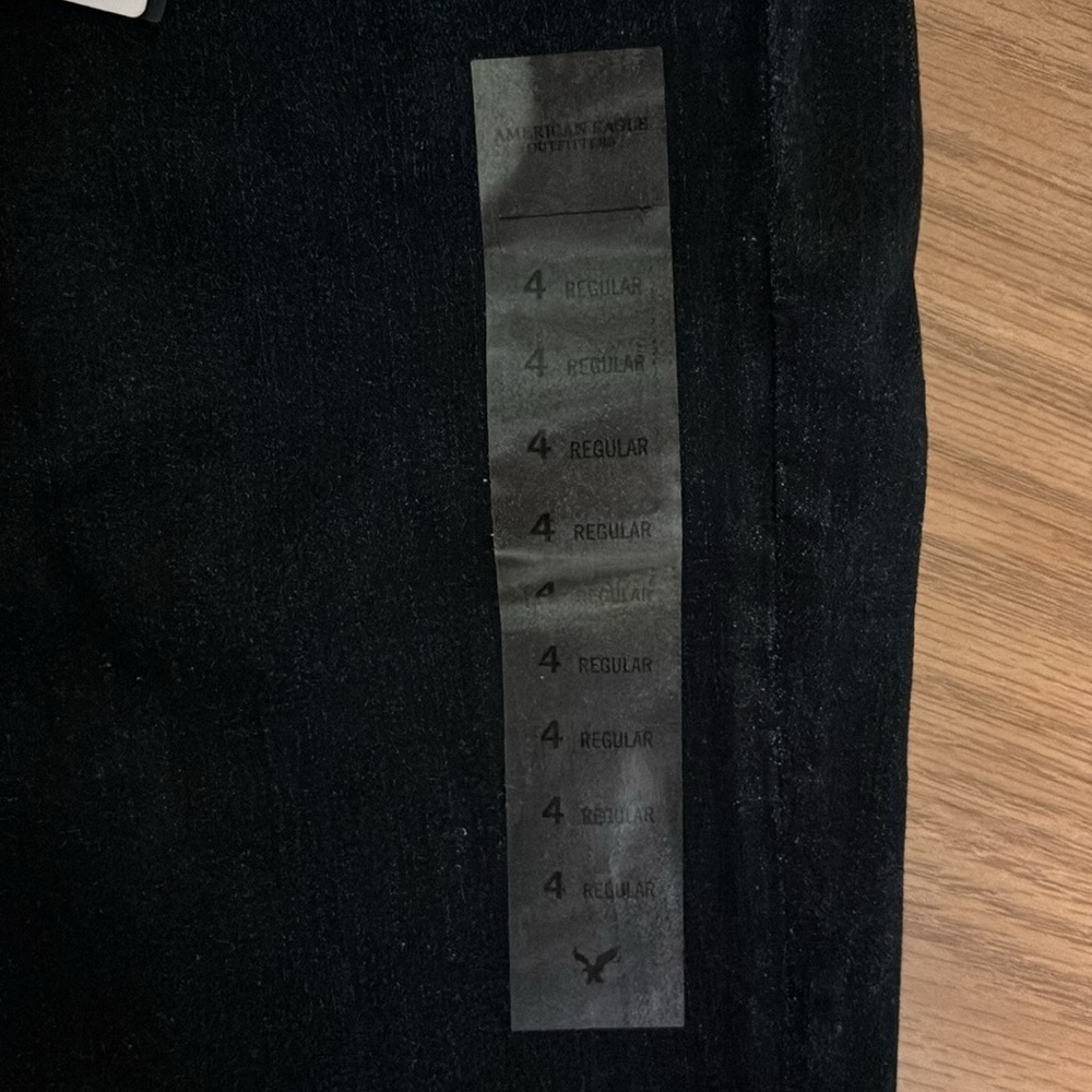 Brand-New Dark Wash Skinny Jeans - Picture 10 of 10